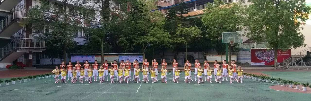 先来看看这些学校,看看他们是这样过教师节的   几江实验小学