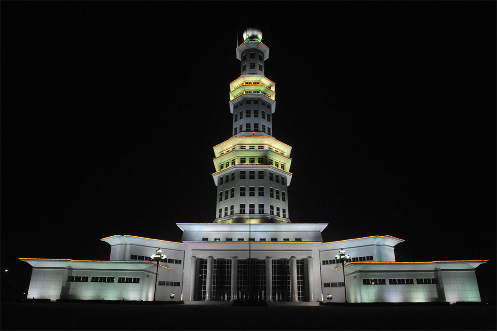 周口科技馆与气象局大楼夜景