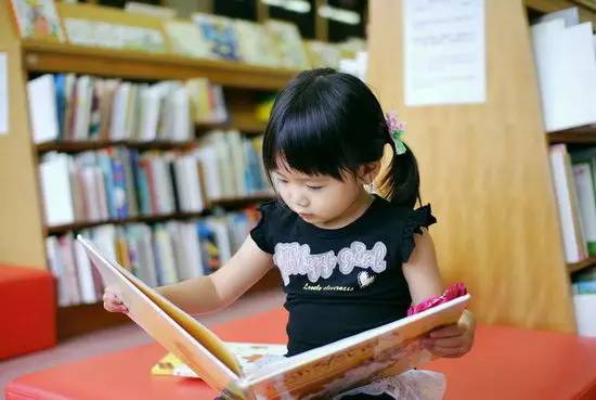 小学的重点不在成绩在阅读,阅读能力决定人生