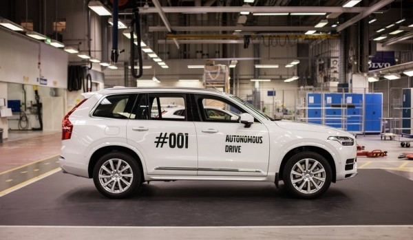 2021年上市 沃尔沃自动驾驶汽车开始公测