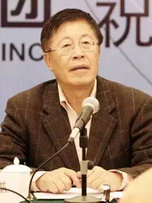 董事长头衔_董事长办公室图片