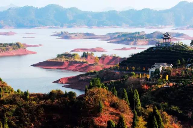 国内6大最美环湖公路，占领中国一泰半的美!