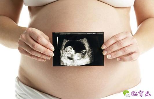 产检一切正常,当看到胎儿的样子产妇崩溃!_母