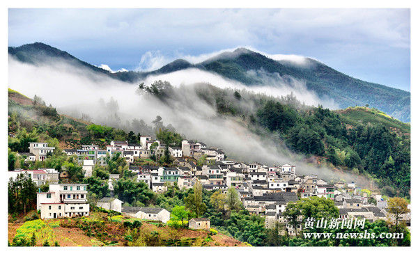 杞梓里镇坡山村—画里山村 云海胜境