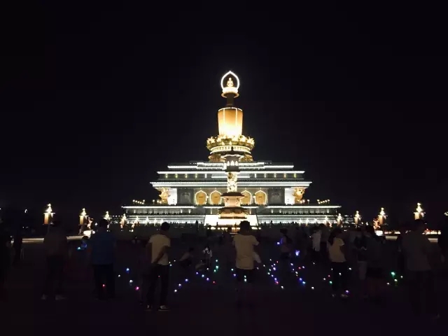 兴隆文化园首届中秋团圆节祈愿吉祥