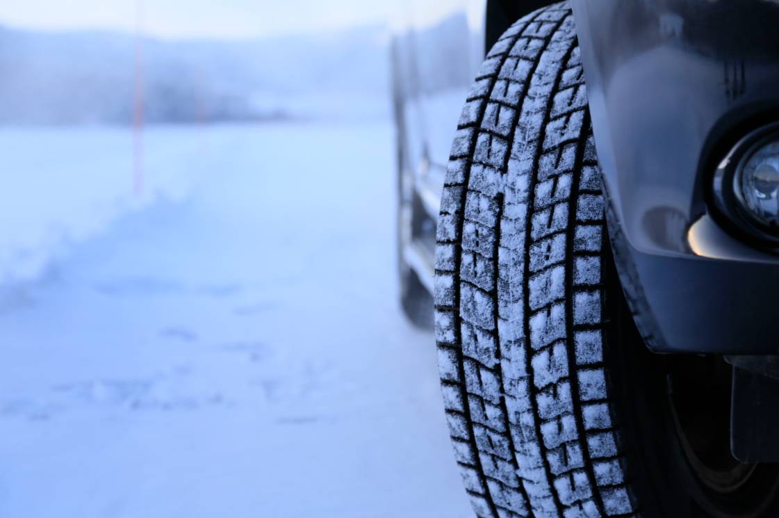 剑傲冰雪 邓禄普冬季轮胎对比性能测试-搜狐汽车
