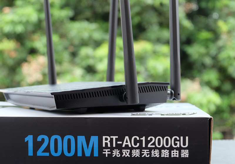 双频千兆更出彩 体验华硕rt-ac1200gu无线路由器