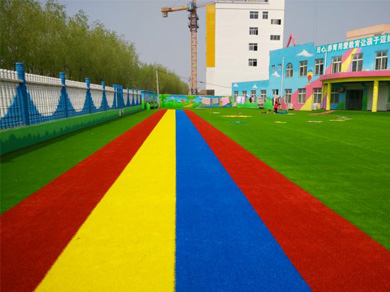 【组图】湖南幼儿园室外塑胶场地施工每平方多