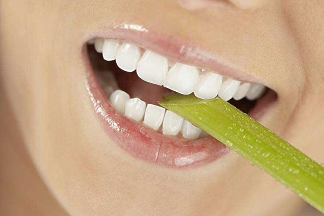 牙齿变黄有缘由品茗会影响牙齿健康吗