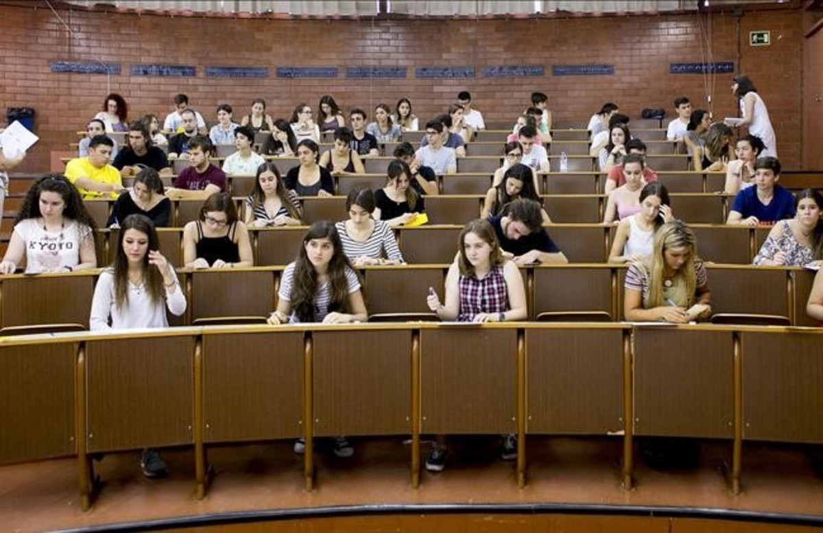 2016年泰晤士高等教育世界大学排名 加泰占5