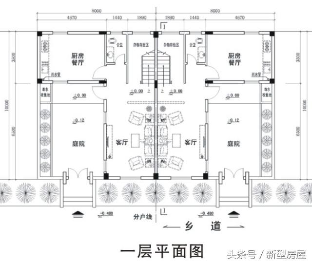 一层平面图:小编一直认为,农村建房子,尽量还是要留一个庭院,这才是