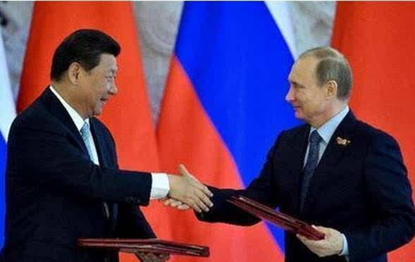 俄罗斯另辟蹊径,中国国际地位受到威胁?