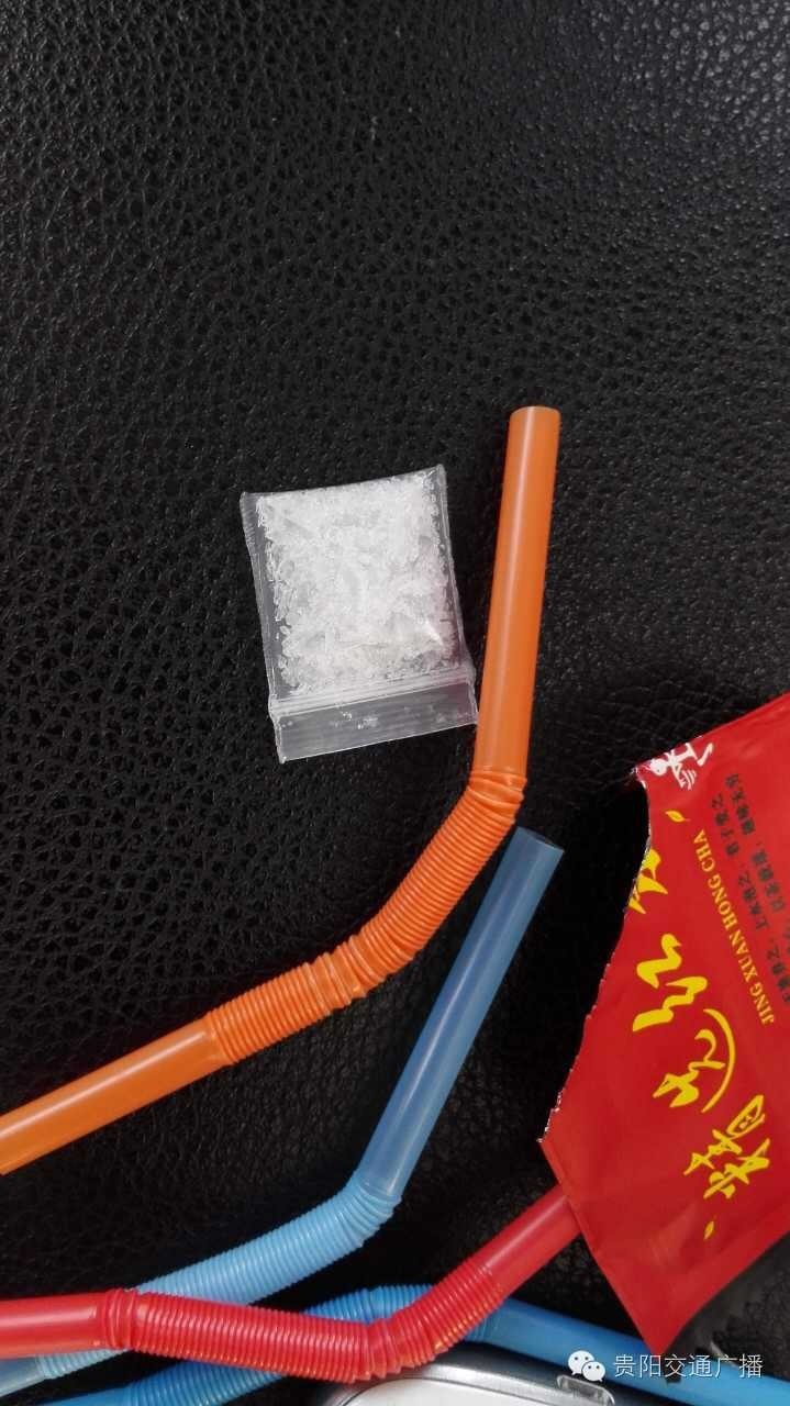 无证驾驶还涉嫌吸毒他栽了