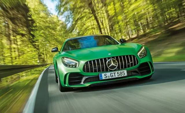 奔驰amg gtr:这头绿色野兽真的有点狂