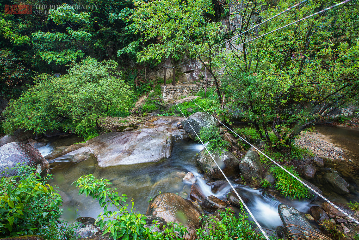 婺水之源,碧水柔情石门山峡谷