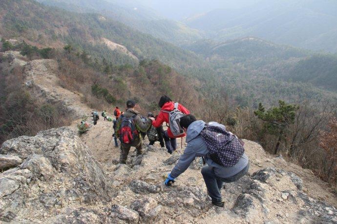 上山容易下山难,这到底是为什么呢?