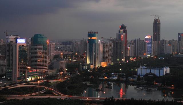 海口超美夜景,滨海城市的美无与伦比!