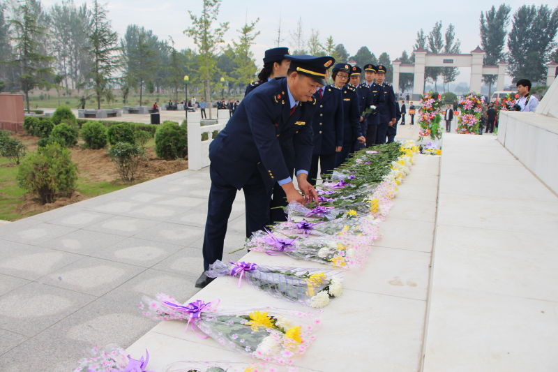 兰考县举行2016年烈士纪念日公祭烈士活动