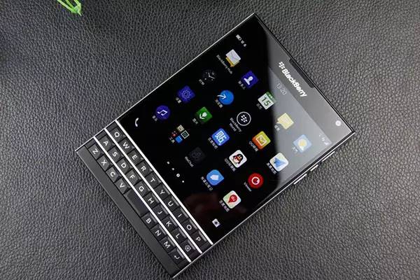 黑莓的硬件挣扎之路:黑莓手机是怎么死的?