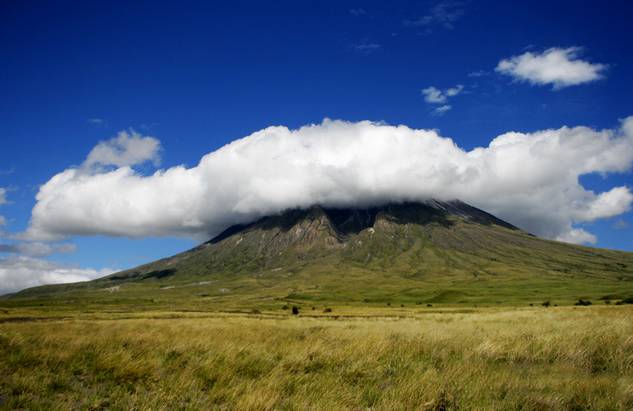 滚烫的岩浆炙热的火焰探秘全球10大火山探险地