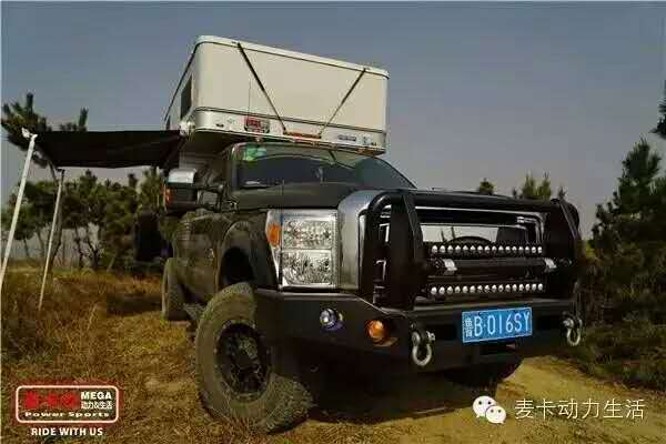 房车界的lv皮卡背驮式升顶房箱fourwheelcampers