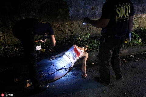 菲律宾头号毒枭被警方击毙 横尸街头场面血腥
