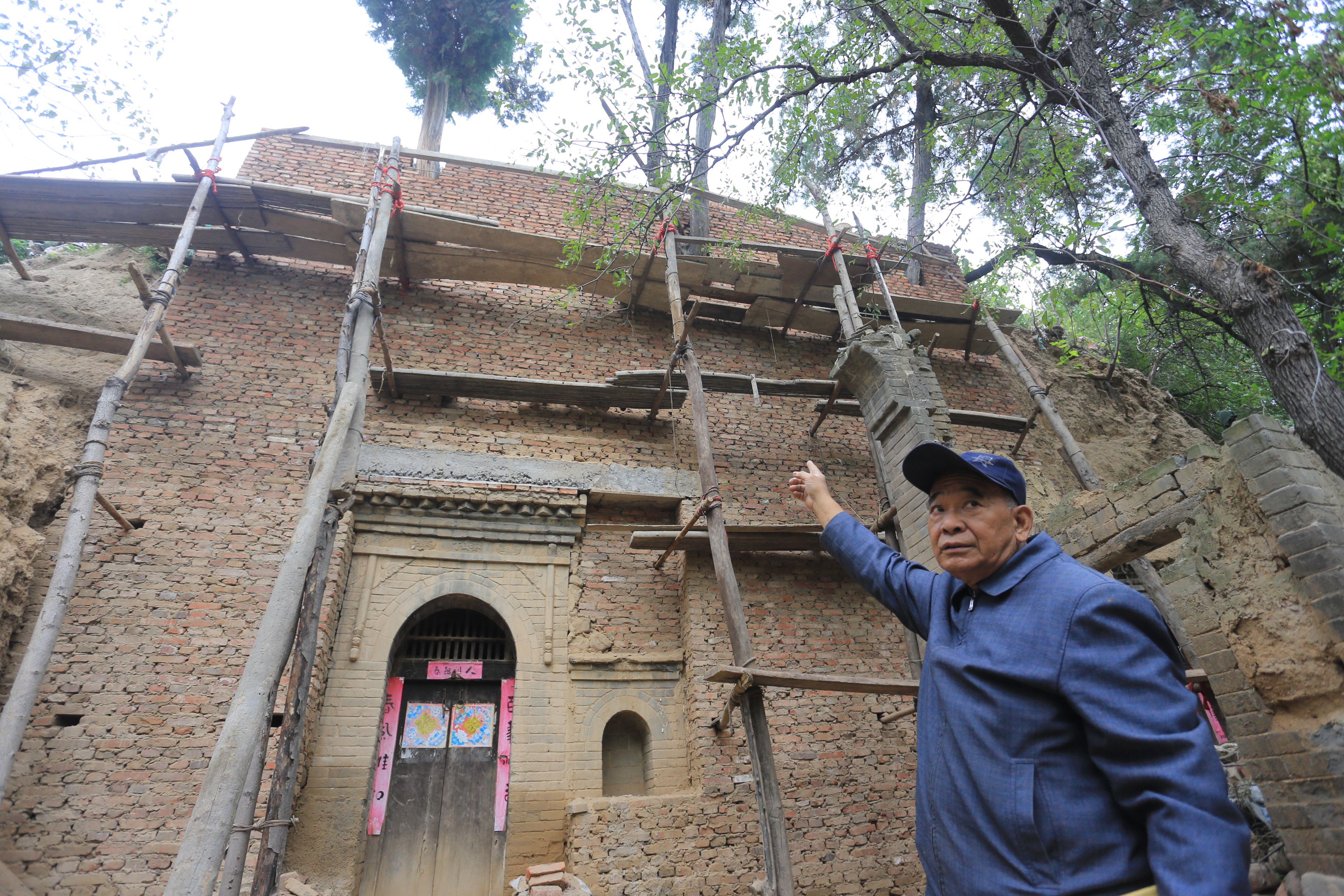 河南上街复建魏氏三代诰命碑楼