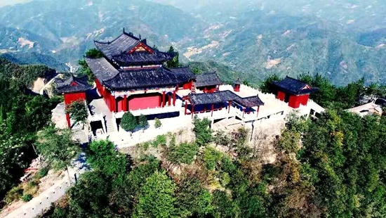 旅游 正文  庙山寨景区是白河县首个国家3a级旅游风景区,位于白河县中