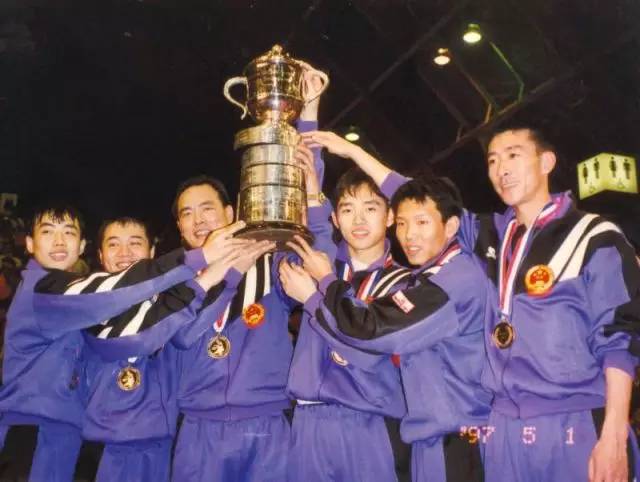 【丁松"零距离】上海市学生乒乓球擂台赛邀你来参加,与世界冠军过招!