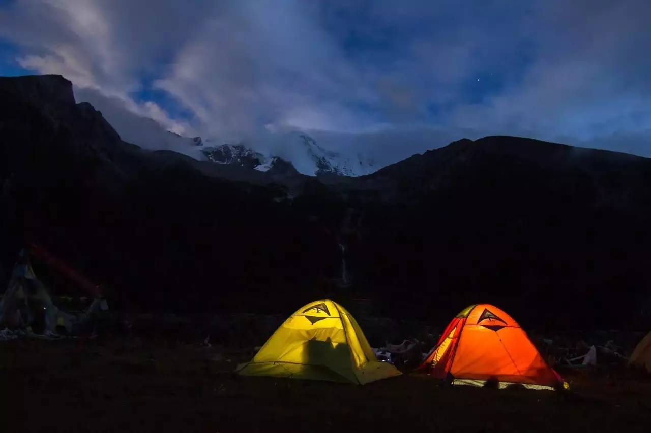 到了雅拉雪山徒步穿越,才发现旅行真正的意义