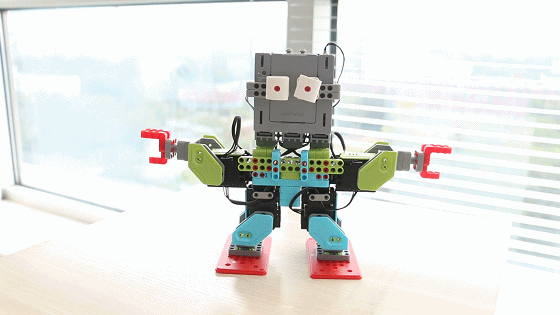 这编程机器人，是小孩能玩的吗_科技IT_南阳新闻_南阳事网