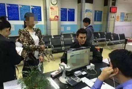 丽颖新戏被泄露,李易峰杨洋身份证被公开,曝光