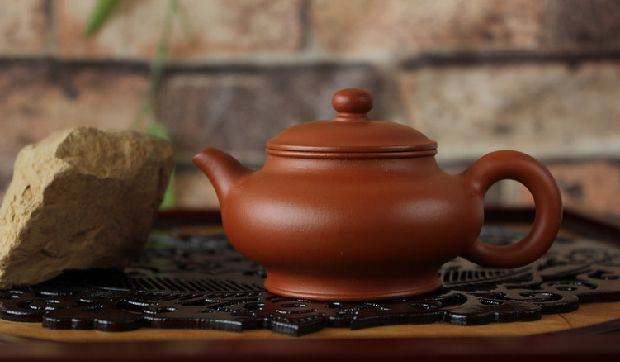 半岛app官网紫沙壶是茶具文明中的“前驱者”。(图3)