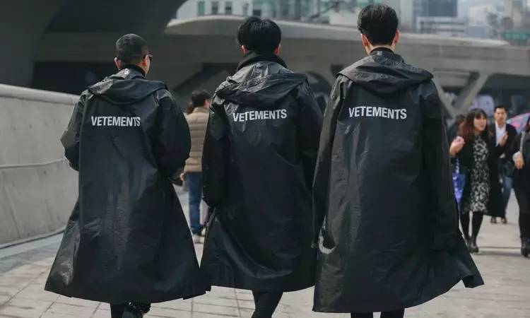 潮人，都在郊外的“农家乐”里买Vetements-搜狐!!!