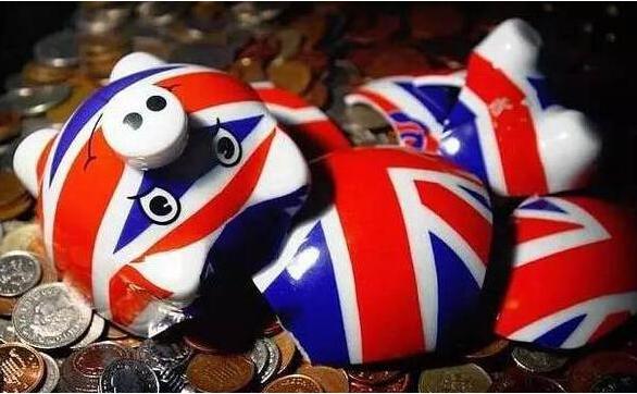 脱欧英镑暴跌,中国游客国外爆买振兴英国经济