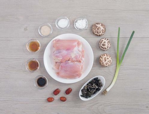 每天学道菜 月子餐做起来--红枣木耳香菇蒸鸡 