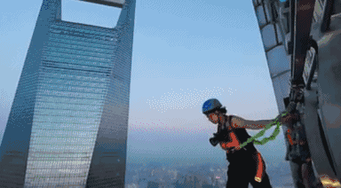 350米的玻璃栈道无护栏,上海这个地方看图都腿