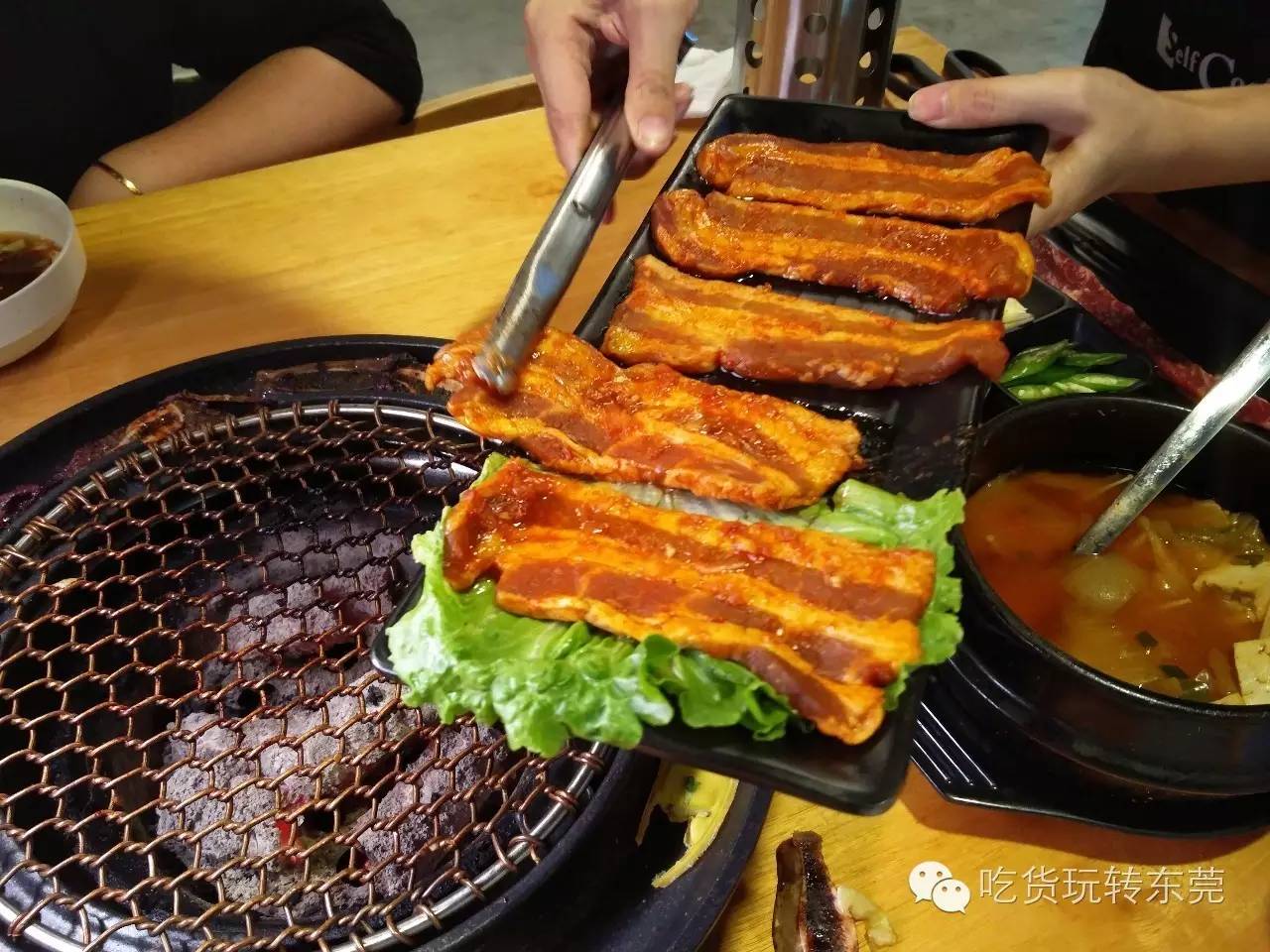 调味五花肉 这个五花肉,店家是遵循韩国的腌制手法来做的,的确地道