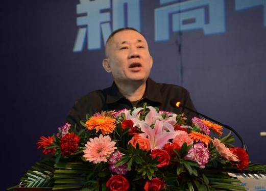 唐盛昌,中国教育学会原副会长,上海最牛中学之父,他创办了国内第一所