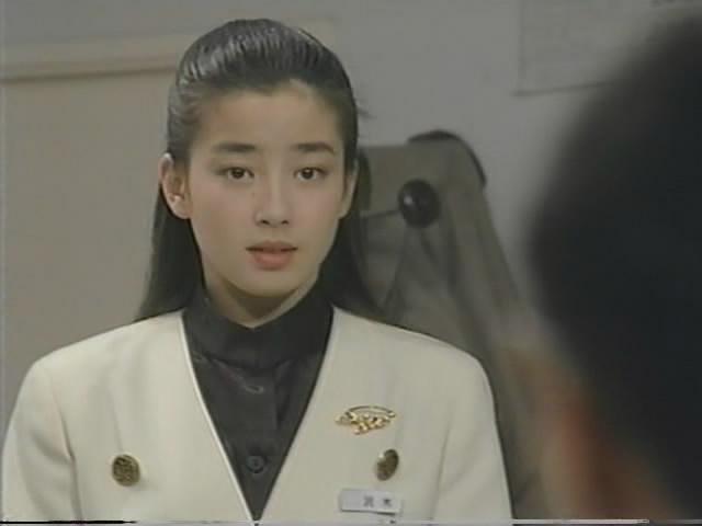 她11岁做模特,90年代日本最漂亮女星,今43仍很
