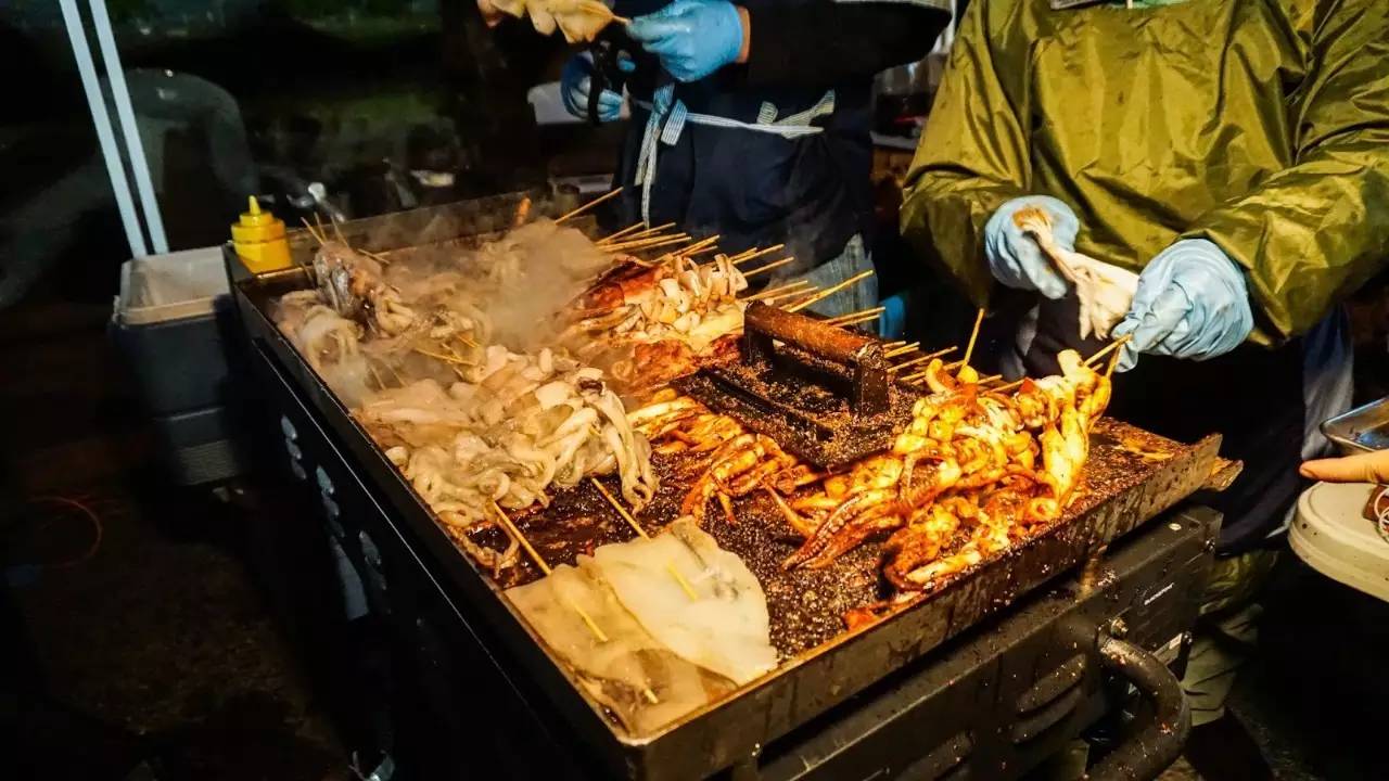 皇后区亚洲美食夜市秋季场最后两周,烧烤撸串麻辣烫吃