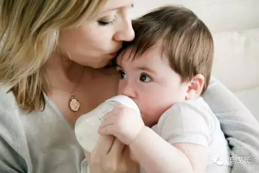母乳喂养不吃奶瓶怎么办
