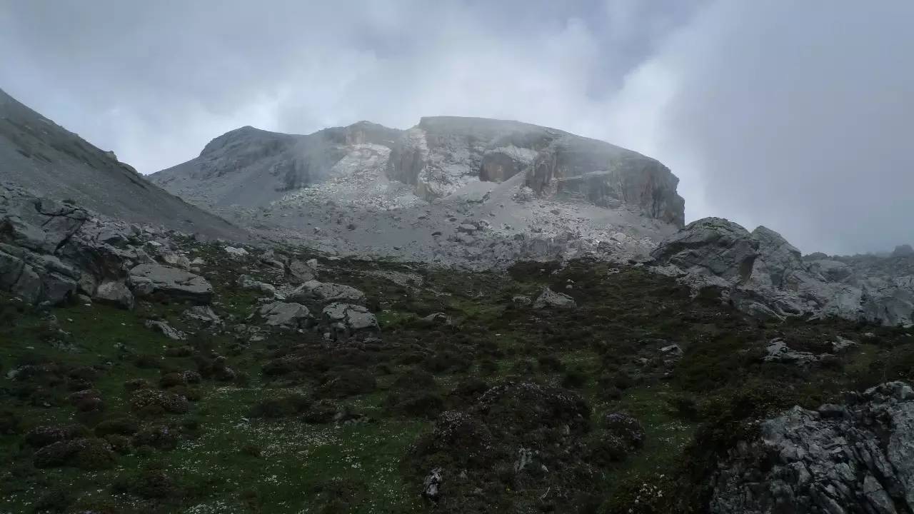 太子城彭州的珠穆朗玛雪域之巅静待勇者归来