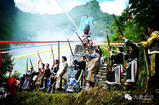 释比作法,祭山会,这些神秘的羌族传统文化将触手可及哦!