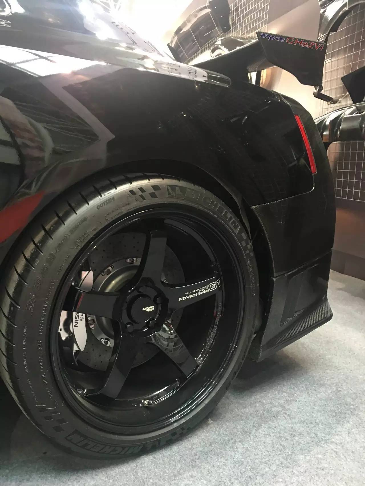 brembo碳陶瓷如何完美升级日产gtr?