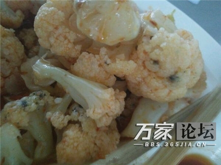 网曝合肥职业技术学院食堂菜变质