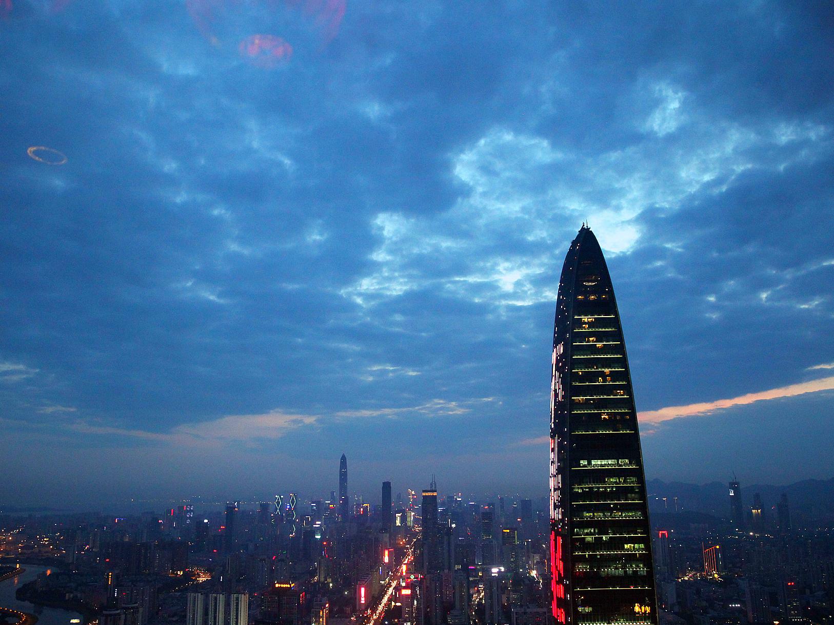 中国十大城市地标性建筑---深圳地王大厦 - 哔哩哔哩