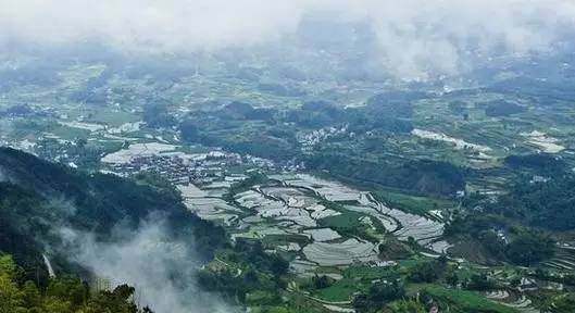 黄山市经济总量及区县排名_黄山市芳村度假区(3)