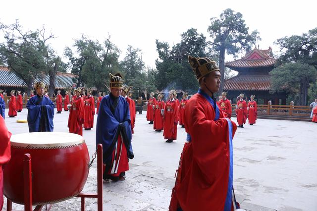 第四届中华礼乐大会寻根曲阜 复原明制祭孔大典