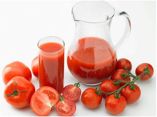 这样喝杯西红柿汁,祛斑美白就是那么简单轻松